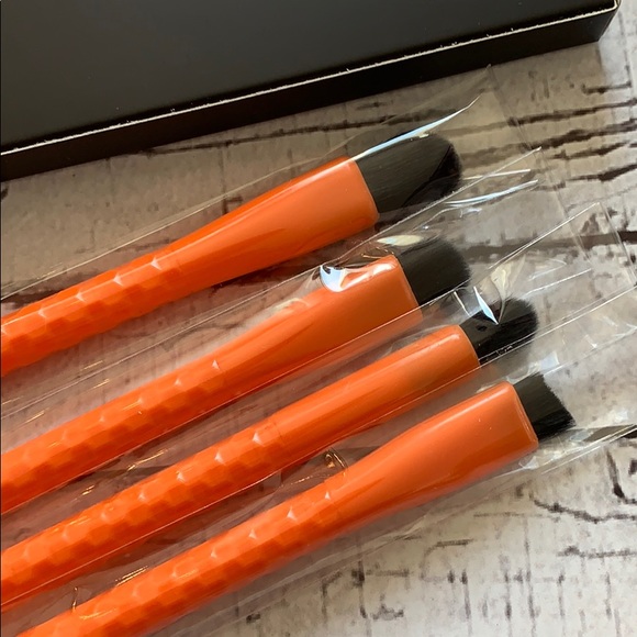 Beauty Diva London Eye Brush Set NEW - Picture 3 of 3